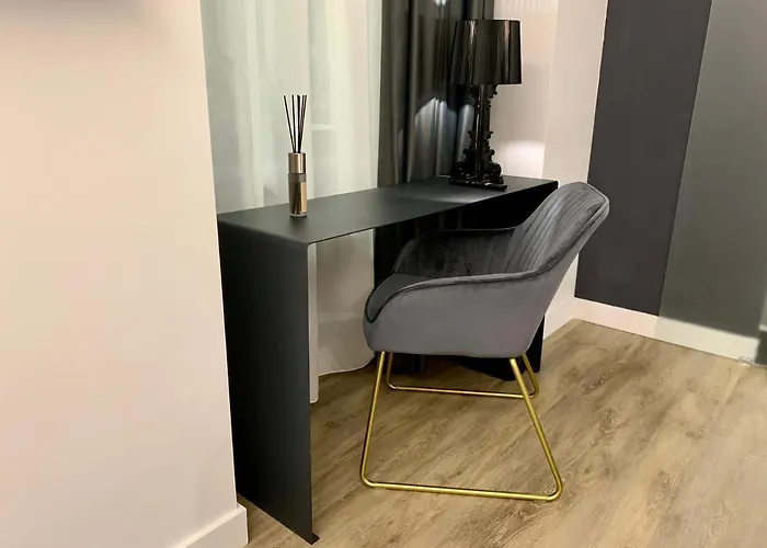 Toledo Boutique Νάπολη