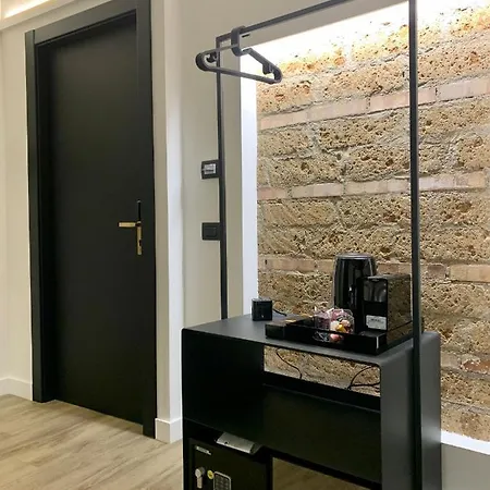 לינה וארוחת בוקר Toledo Boutique