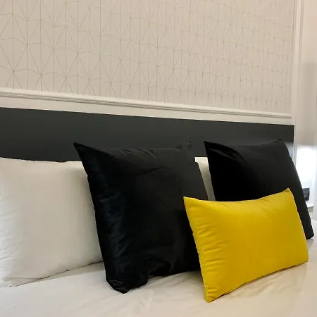 Alojamento de Acomodação e Pequeno-almoço Toledo Boutique Nápoles