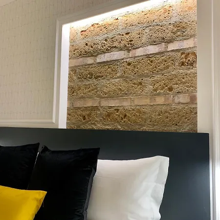 Toledo Boutique 4* Nápoles